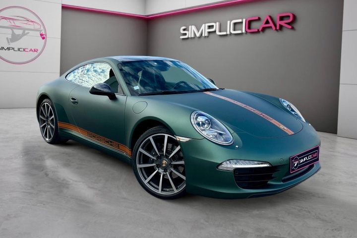 PORSCHE 911 CARRERA COUPE