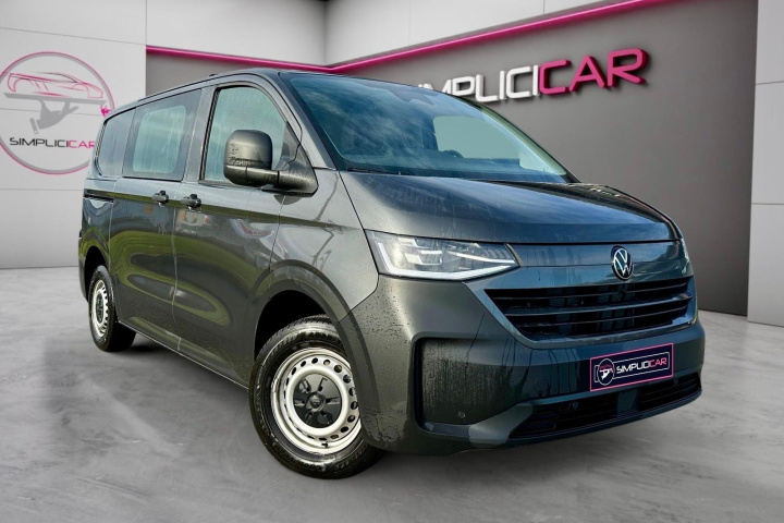 VOLKSWAGEN TRANSPORTER 6.1 VAN