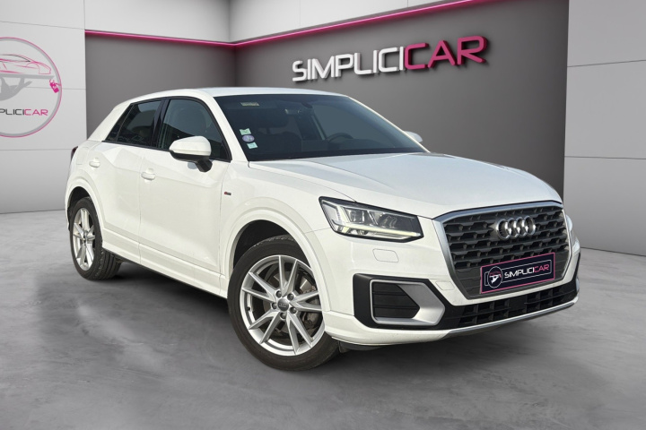 AUDI Q2